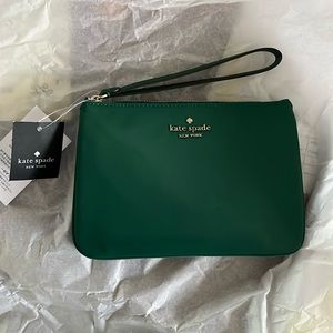 Kate Spade Chelsea Medium Wristlet Pouch